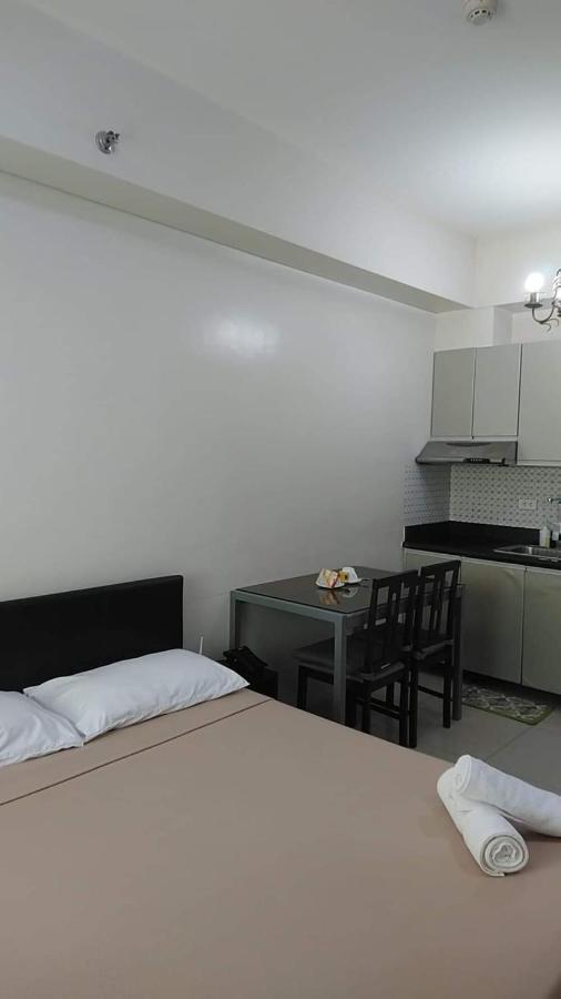 Affordable Makati Serviced Apartments Манила Экстерьер фото