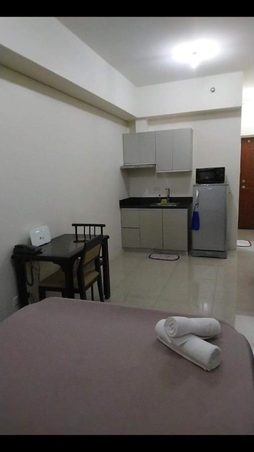 Affordable Makati Serviced Apartments Манила Экстерьер фото