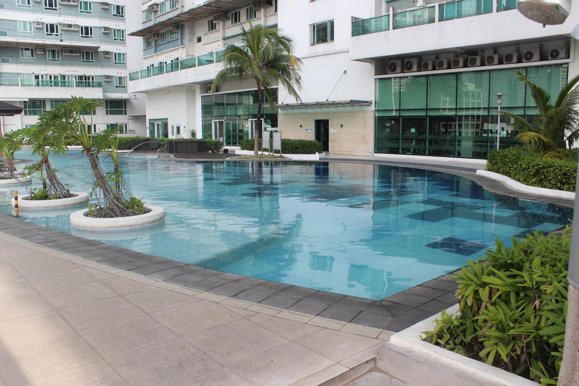 Affordable Makati Serviced Apartments Манила Экстерьер фото