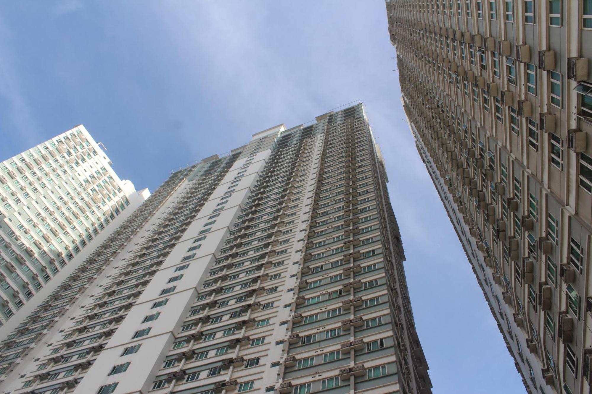 Affordable Makati Serviced Apartments Манила Экстерьер фото