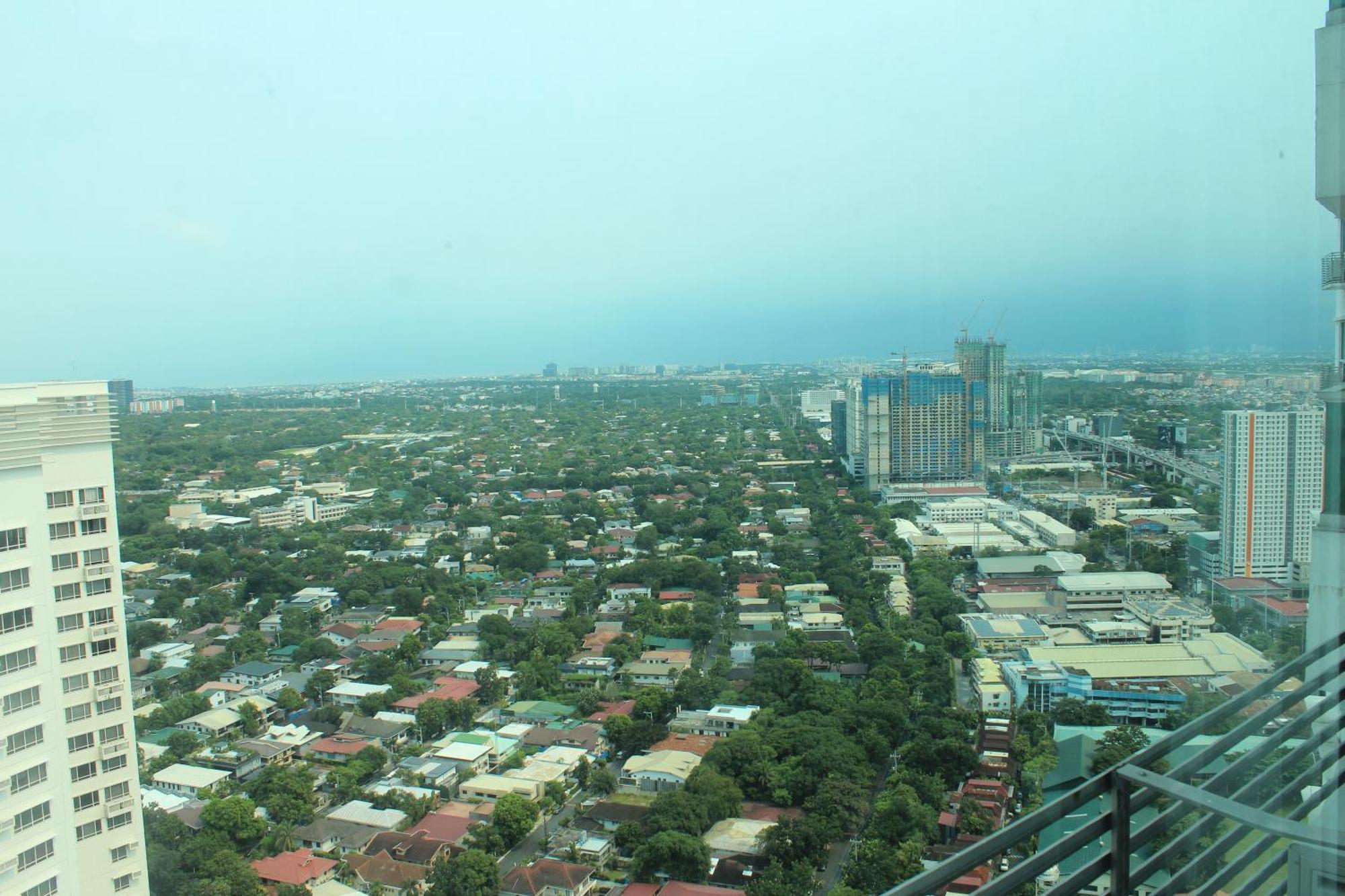 Affordable Makati Serviced Apartments Манила Экстерьер фото